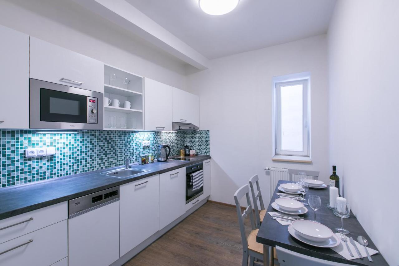 Cozy Apartment In Quiet Courtyard Near Charles Bridge 프라하 외부 사진